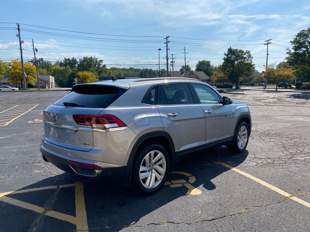 2021 Volkswagen Atlas Cross Sport Image 5