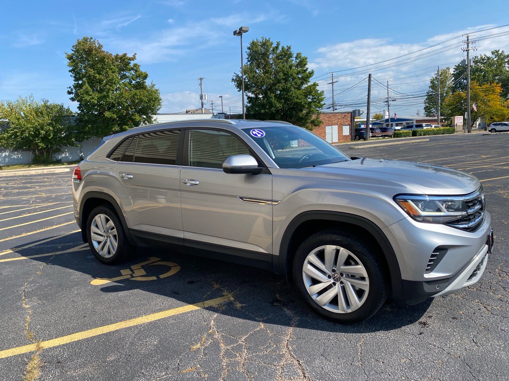 2021 Volkswagen Atlas Cross Sport Image 7