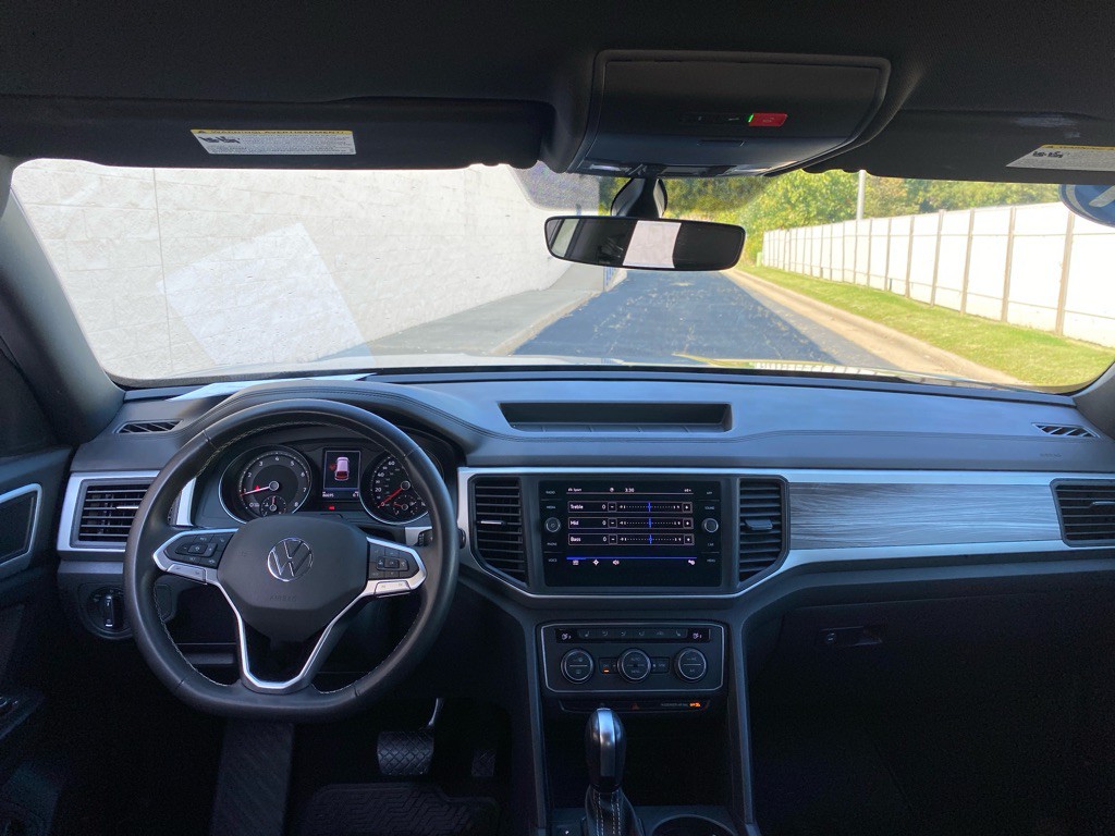 2021 Volkswagen Atlas Cross Sport Image 18