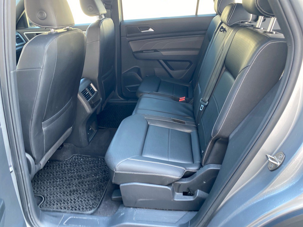 2021 Volkswagen Atlas Cross Sport Image 19