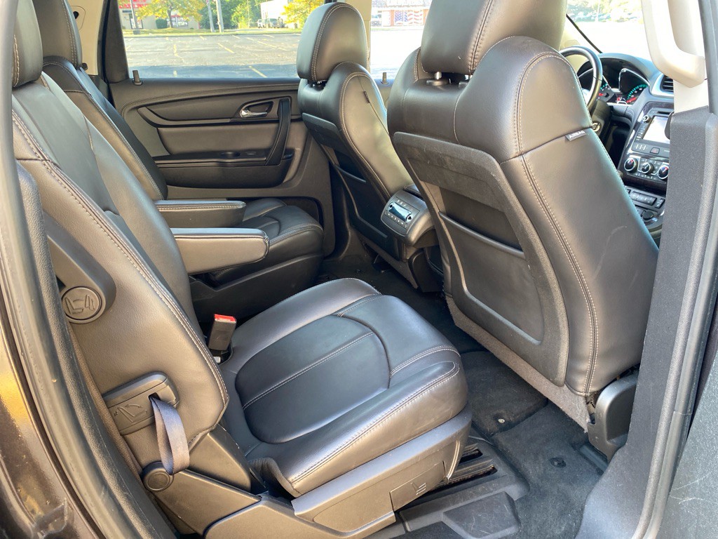 2017 Chevrolet Traverse Image 25