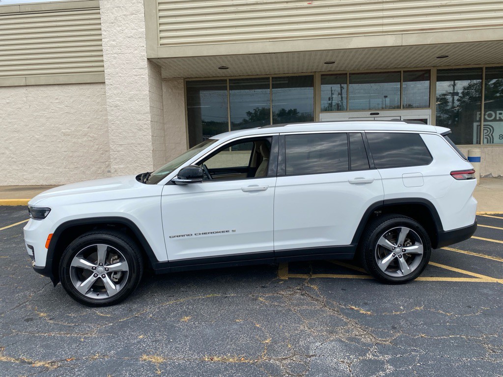 2021 Jeep Grand Cherokee Image 2