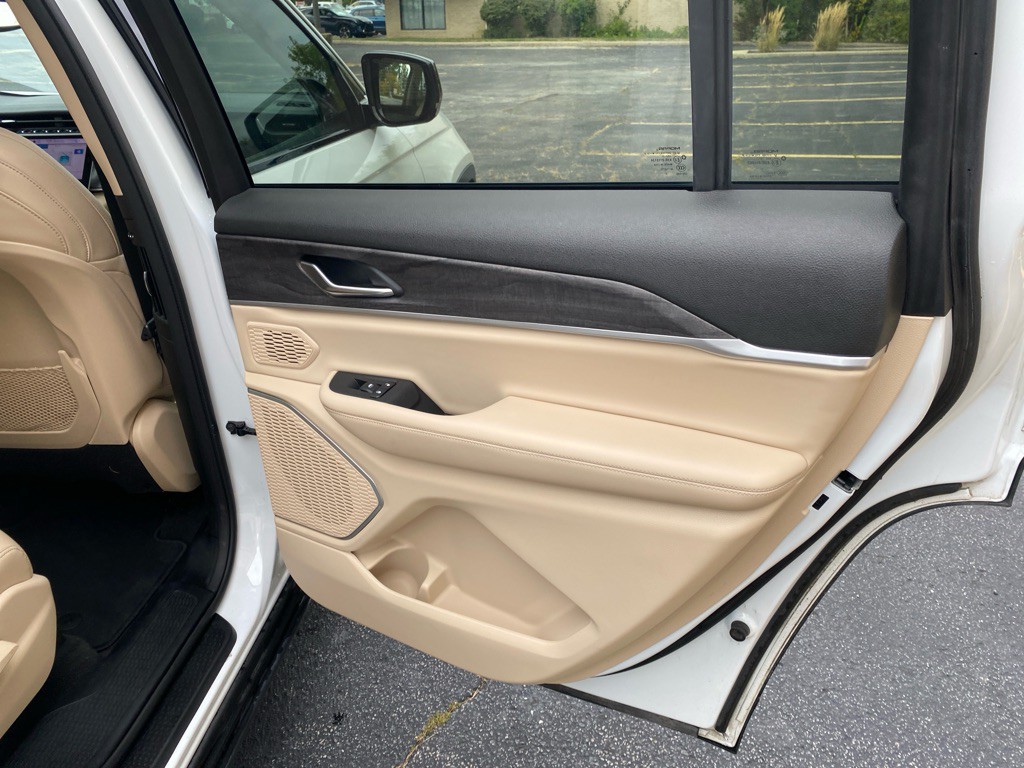 2021 Jeep Grand Cherokee Image 26