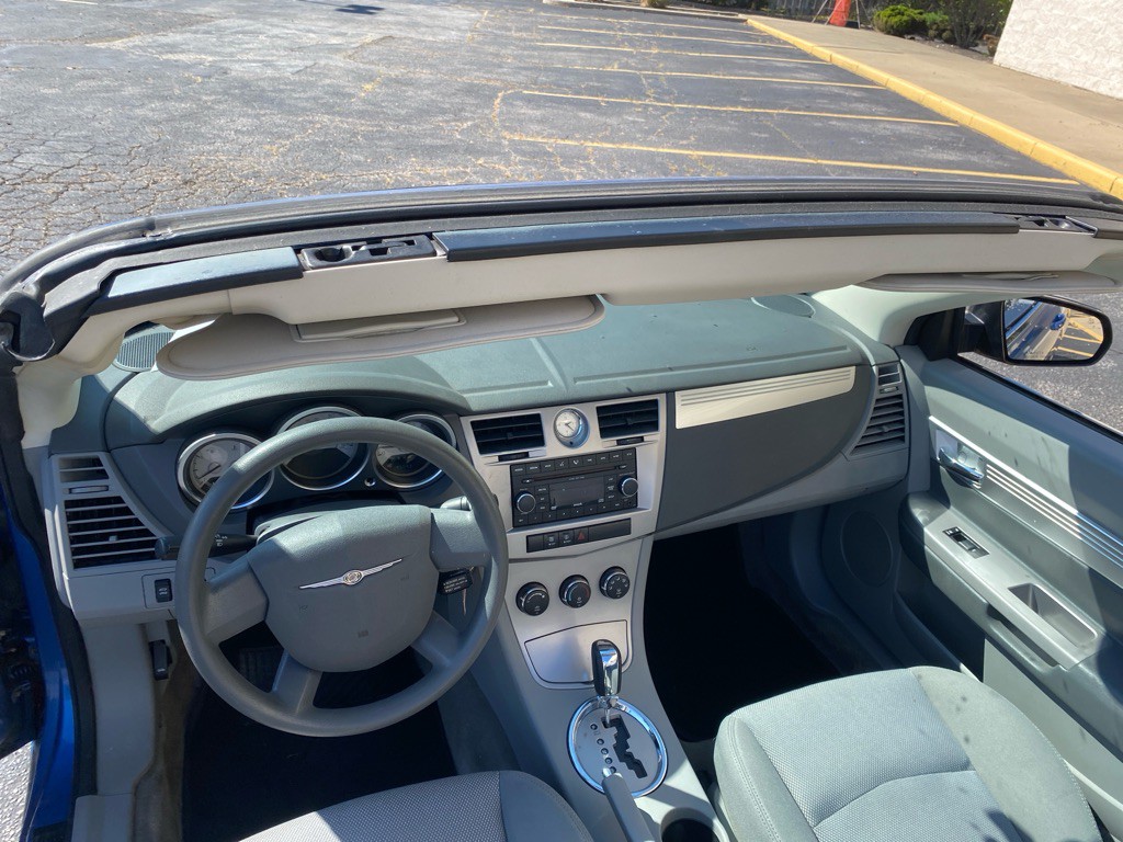 2008 Chrysler Sebring Image 17