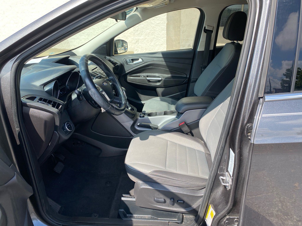 2016 Ford Escape Image 9