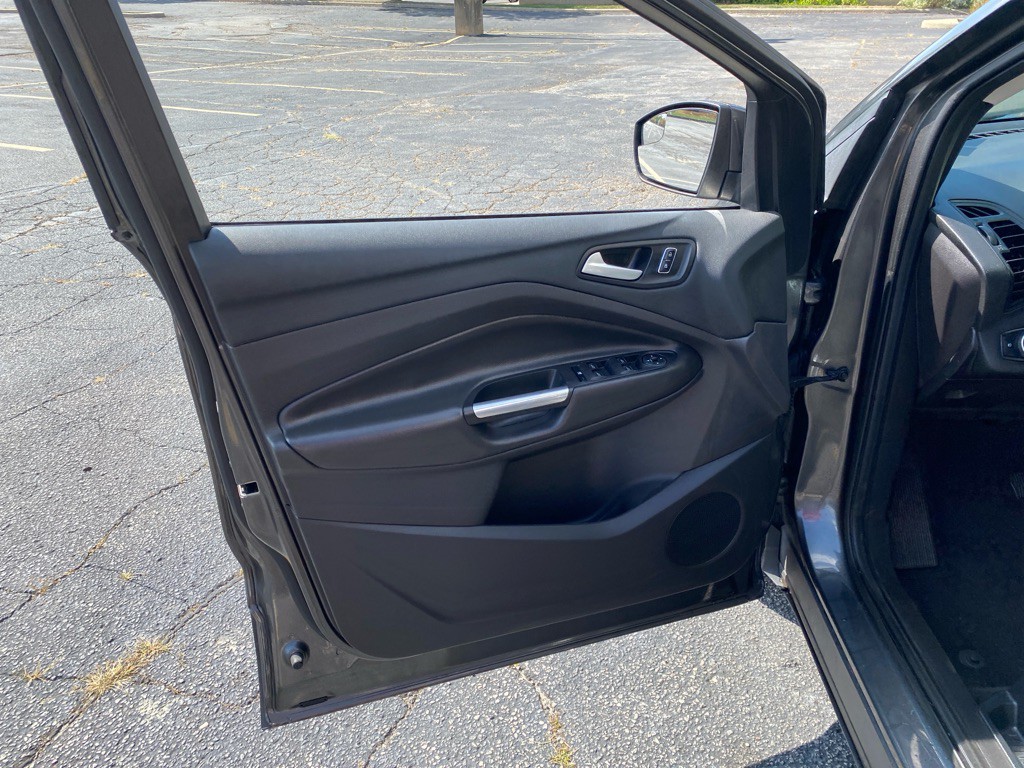 2016 Ford Escape Image 10