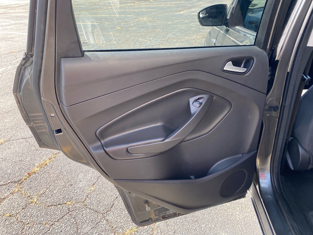 2016 Ford Escape Image 18