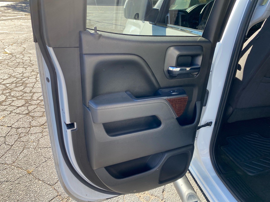 2017 GMC Sierra Image 21