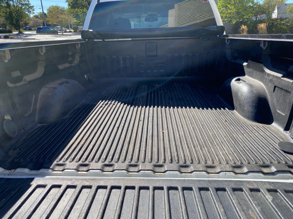 2017 GMC Sierra Image 22