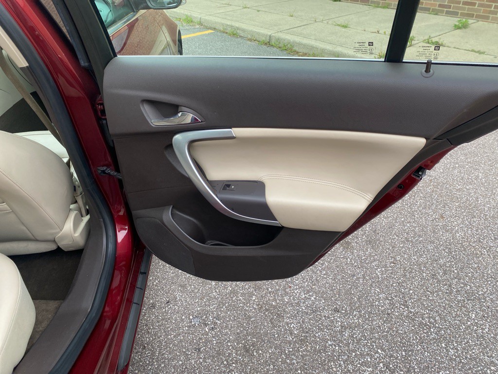 2016 Buick Regal Image 25