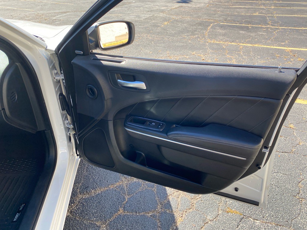 2018 Dodge Charger Image 26