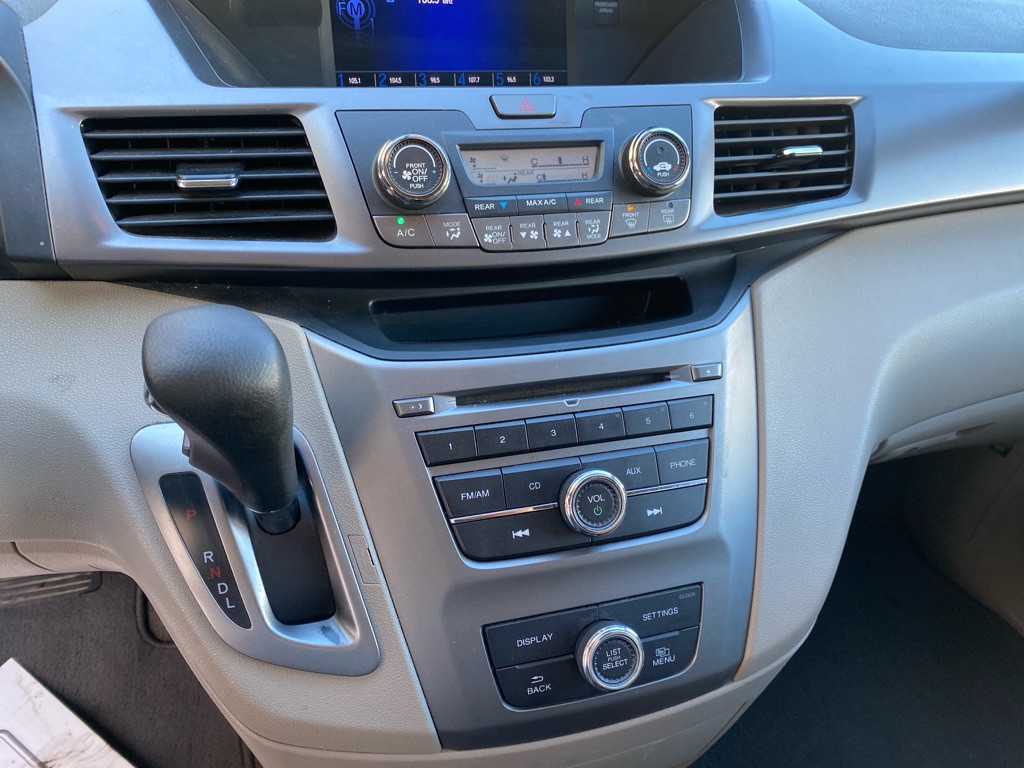 2014 Honda Odyssey Image 15