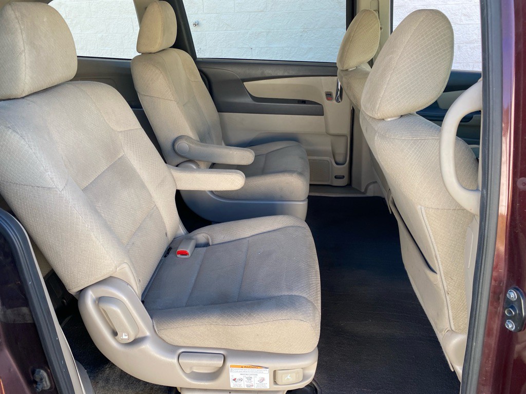2014 Honda Odyssey Image 20