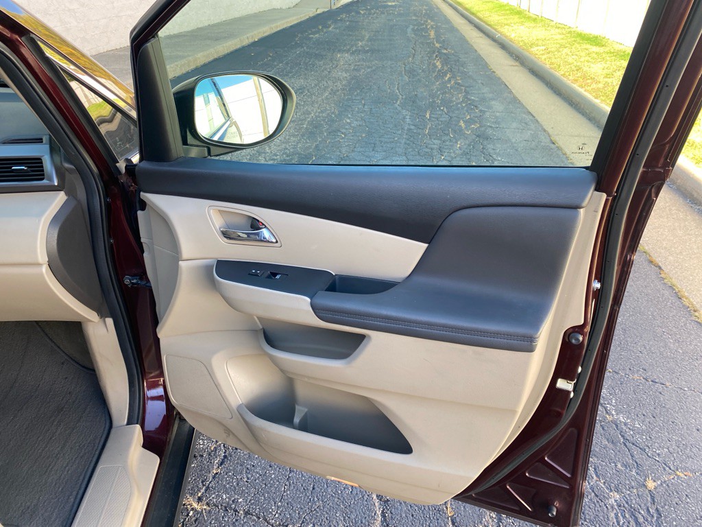 2014 Honda Odyssey Image 22