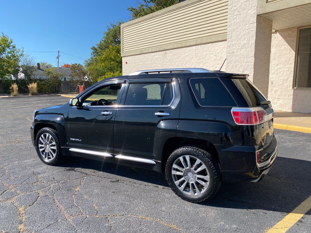 2017 GMC Terrain Image 3