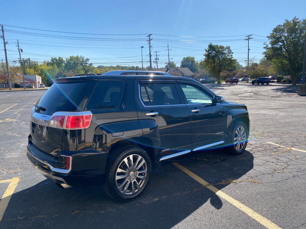 2017 GMC Terrain Image 5