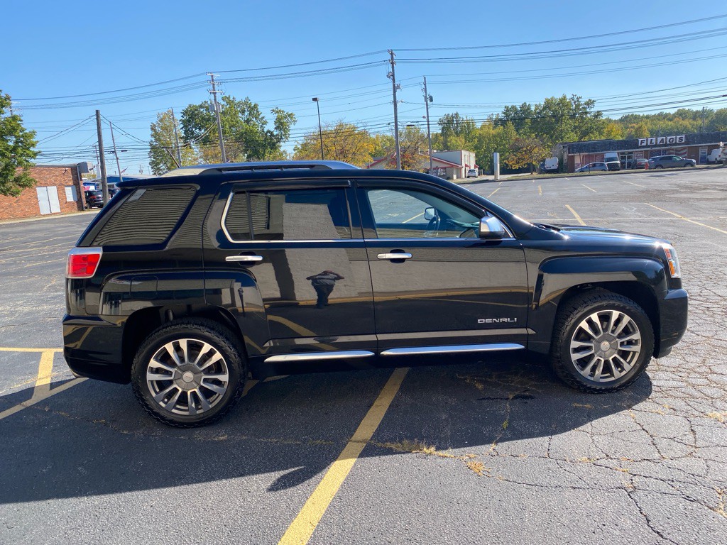 2017 GMC Terrain Image 6