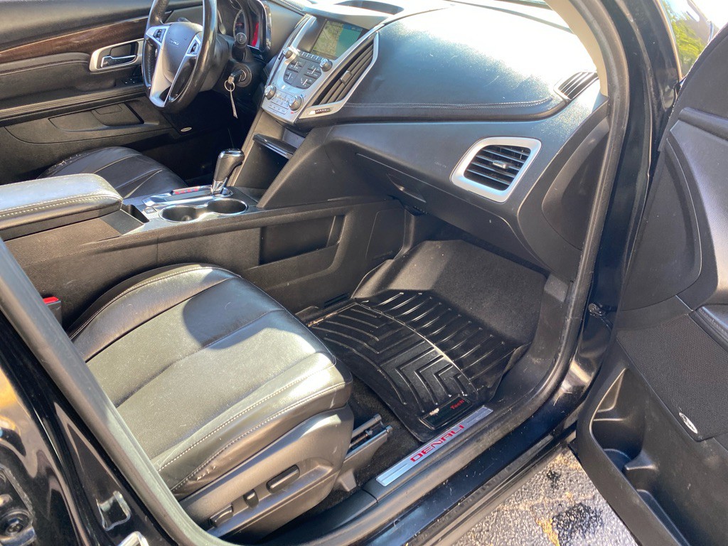 2017 GMC Terrain Image 25