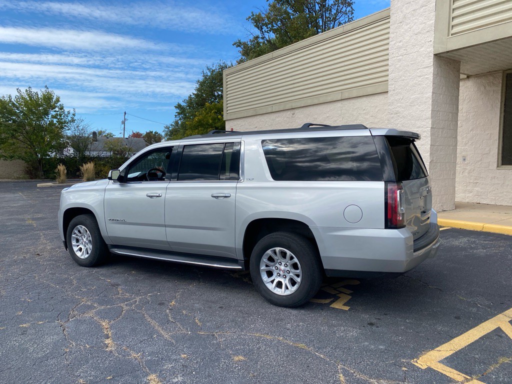 2018 GMC Yukon Image 3