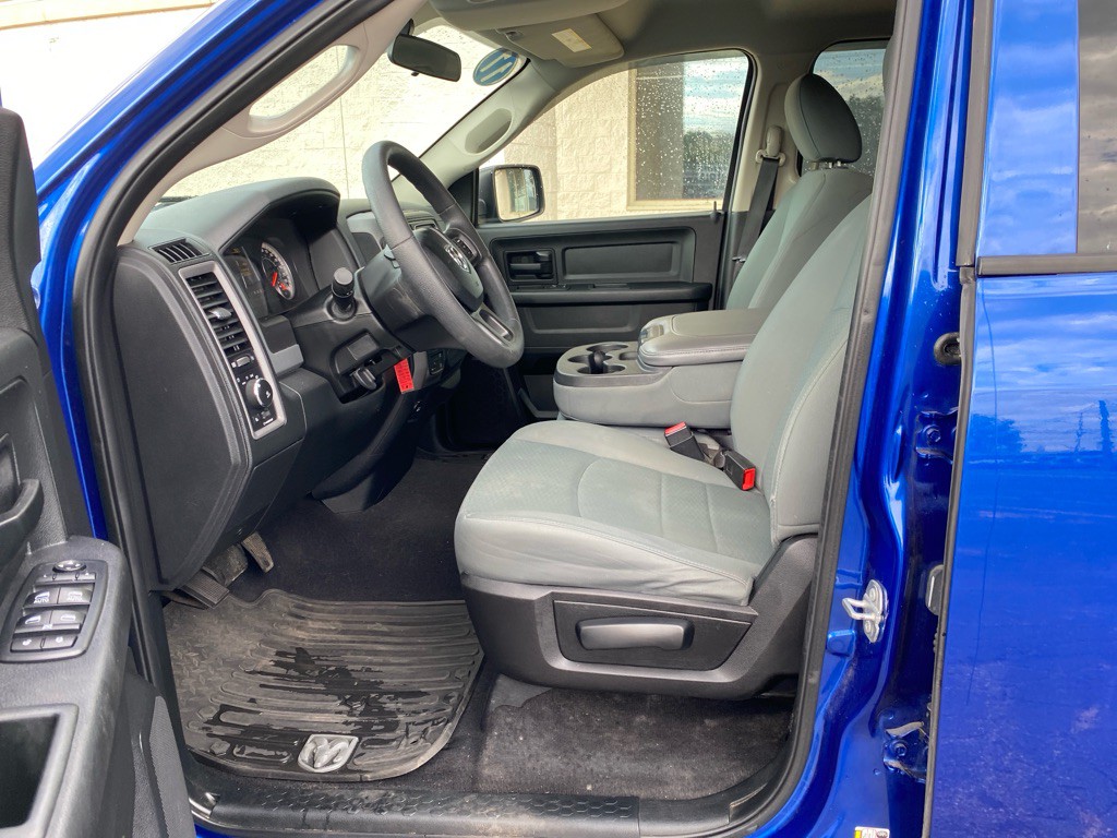 2017 RAM 1500 Image 9