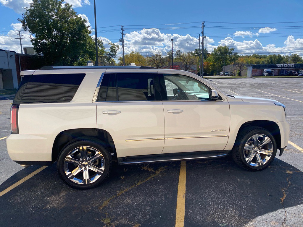 2017 GMC Yukon Image 6