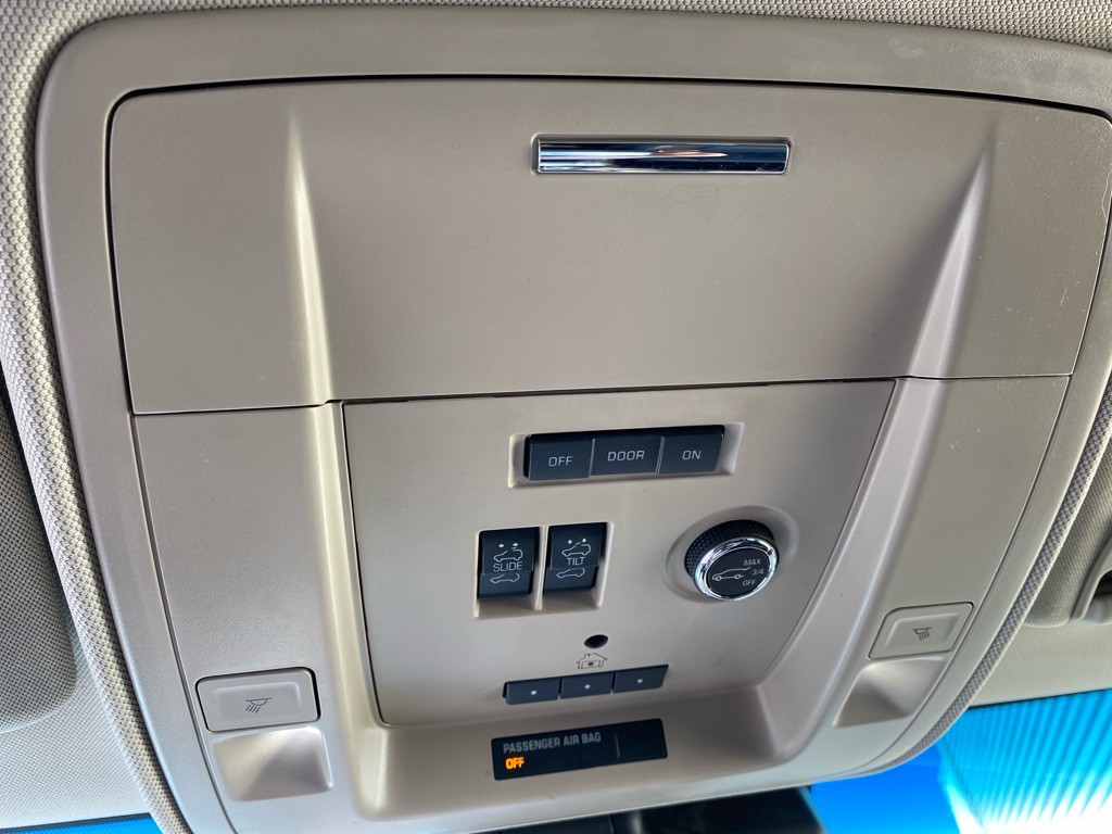 2017 GMC Yukon Image 19