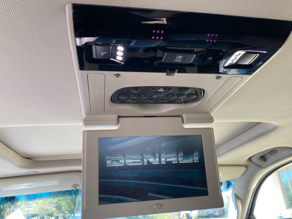 2017 GMC Yukon Image 22