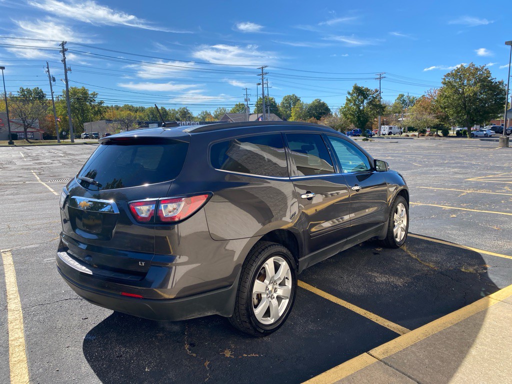 2017 Chevrolet Traverse Image 5