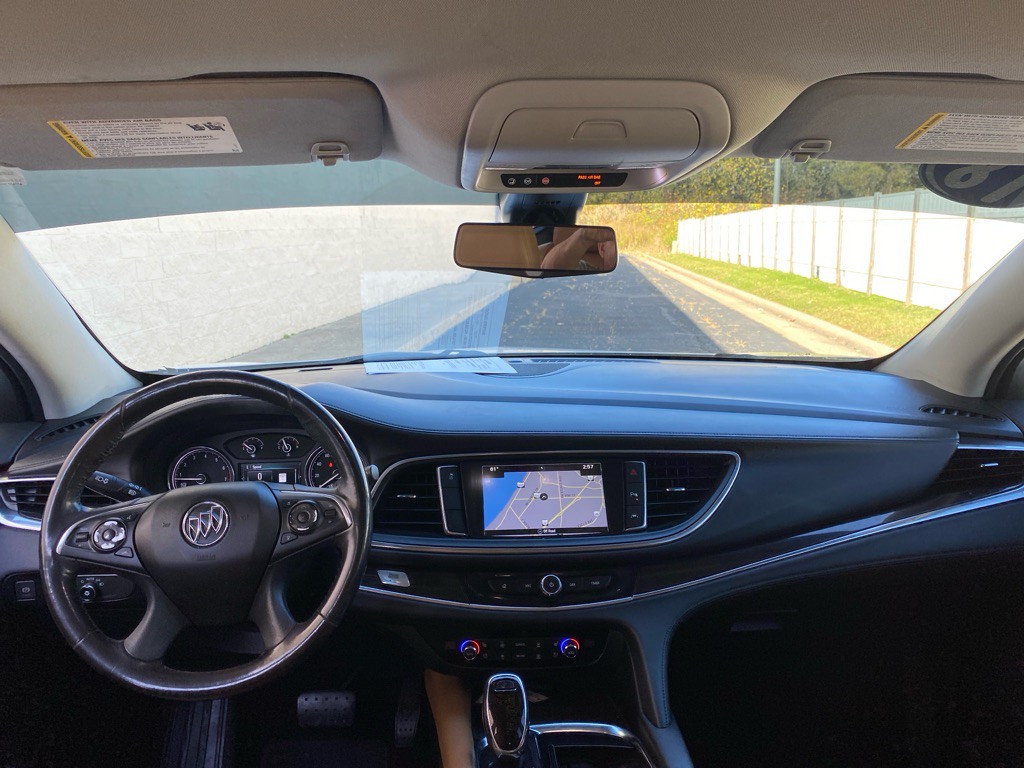 2018 Buick Enclave Image 17