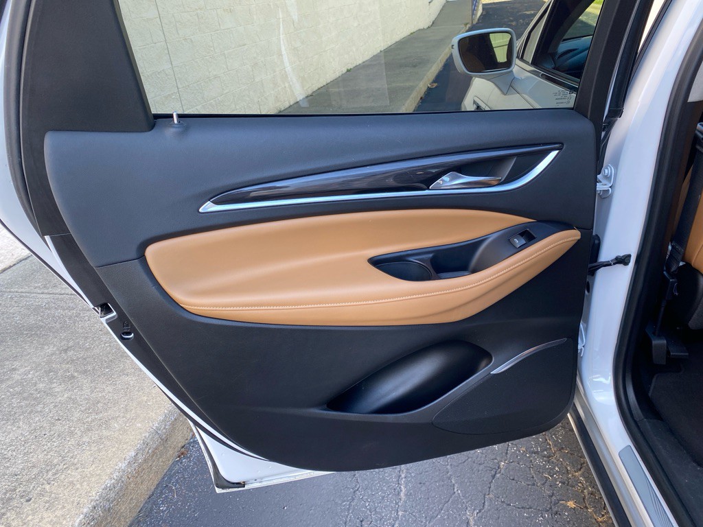 2018 Buick Enclave Image 21