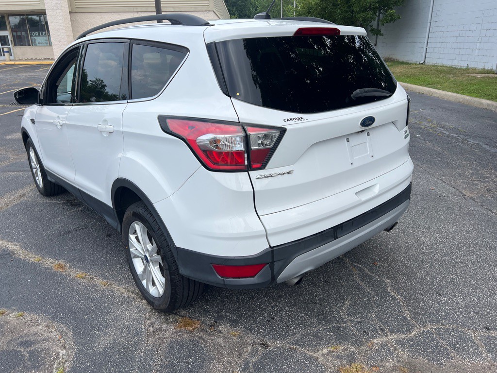 2018 Ford Escape Image 3