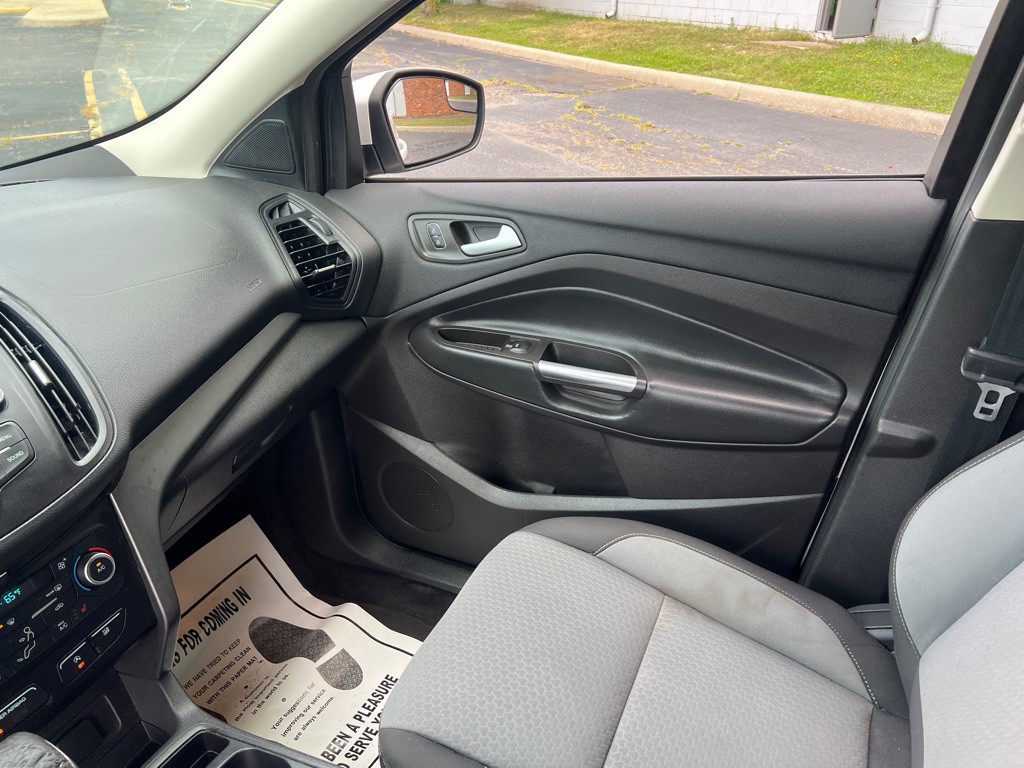 2018 Ford Escape Image 16