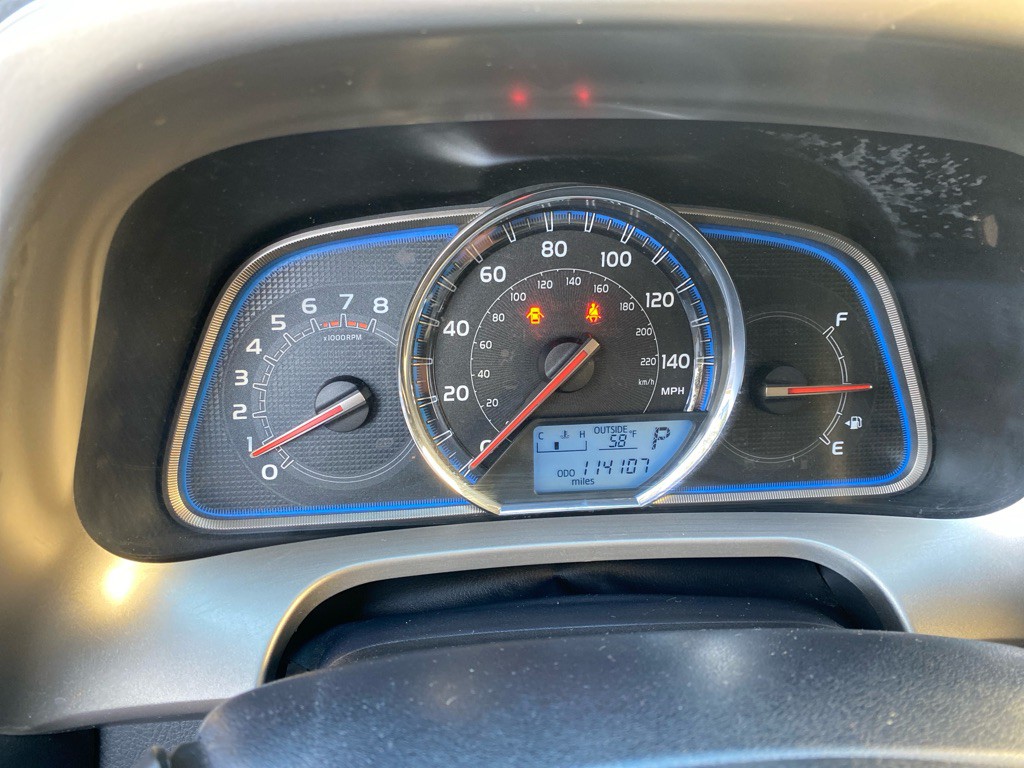 2013 Toyota Rav4 Image 12