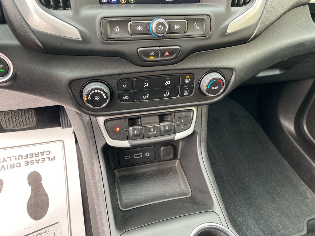 2023 GMC Terrain Image 15