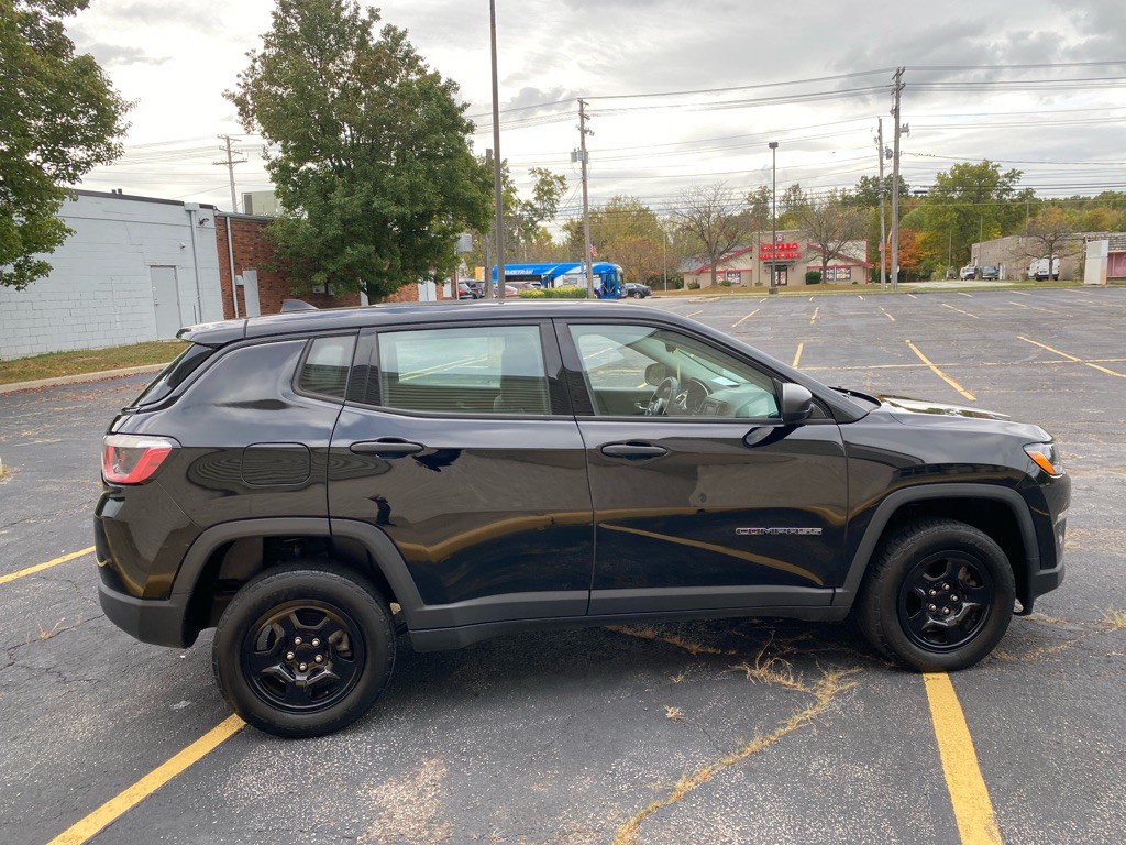 2018 Jeep Compass Image 6