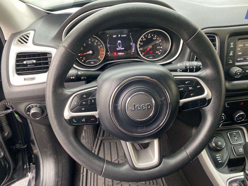 2018 Jeep Compass Image 11