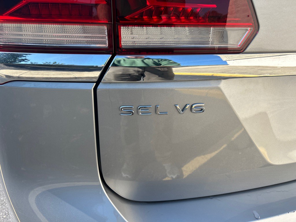 2021 Volkswagen Atlas Image 6