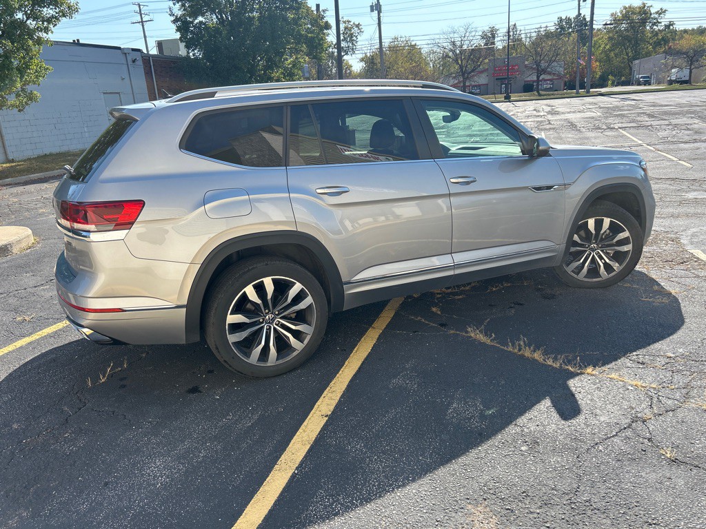 2021 Volkswagen Atlas Image 9