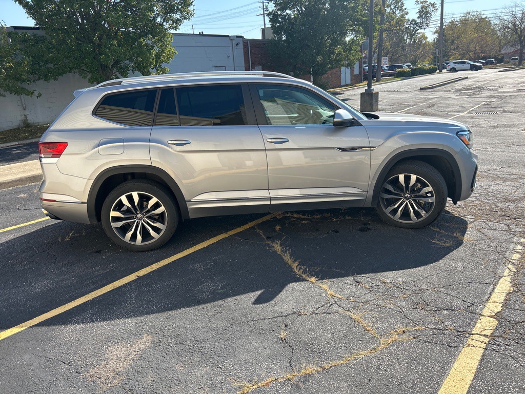2021 Volkswagen Atlas Image 10
