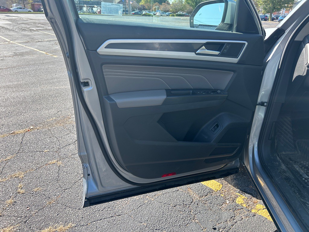 2021 Volkswagen Atlas Image 14