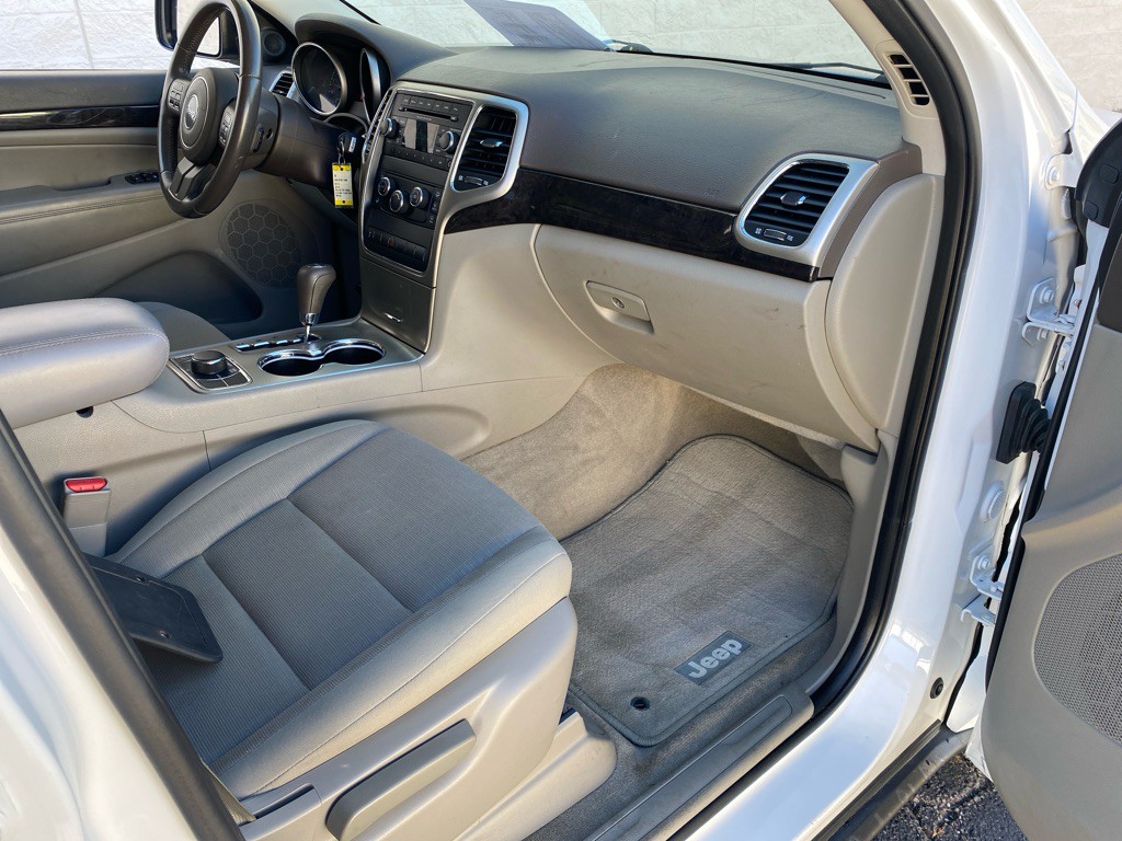 2013 Jeep Grand Cherokee Image 22