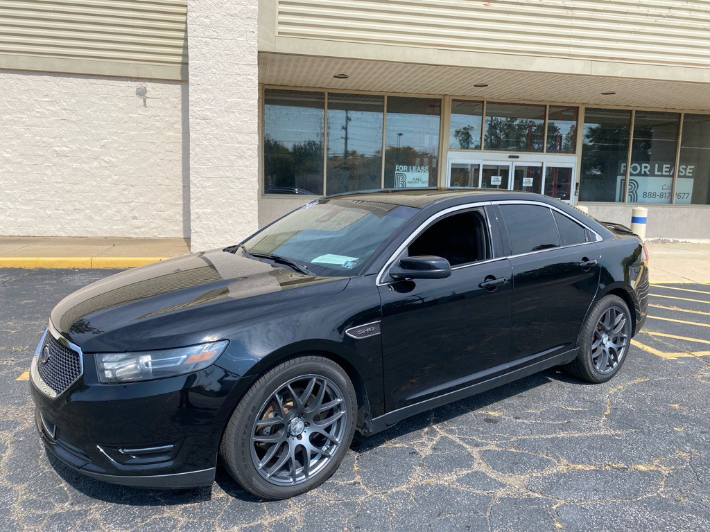 2018 Ford Taurus Image 1
