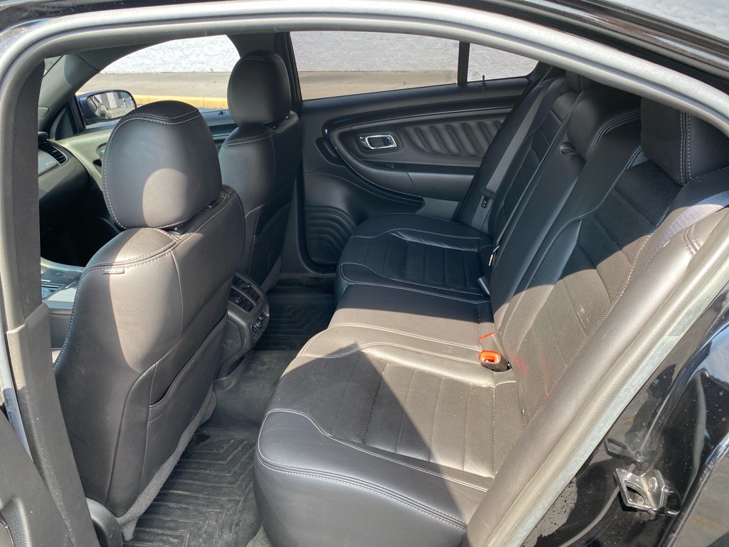 2018 Ford Taurus Image 19