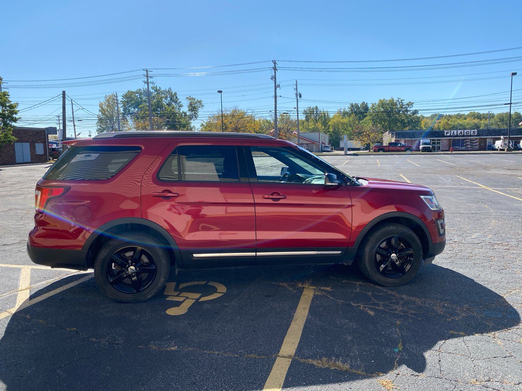 2016 Ford Explorer Image 6