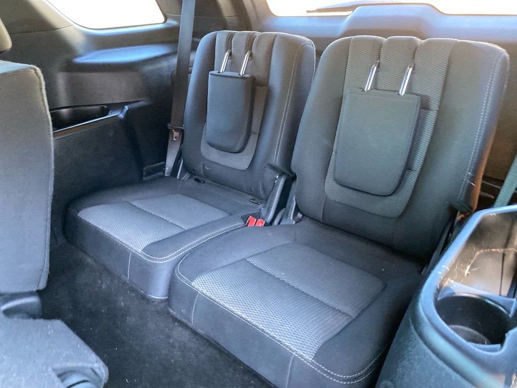 2016 Ford Explorer Image 18