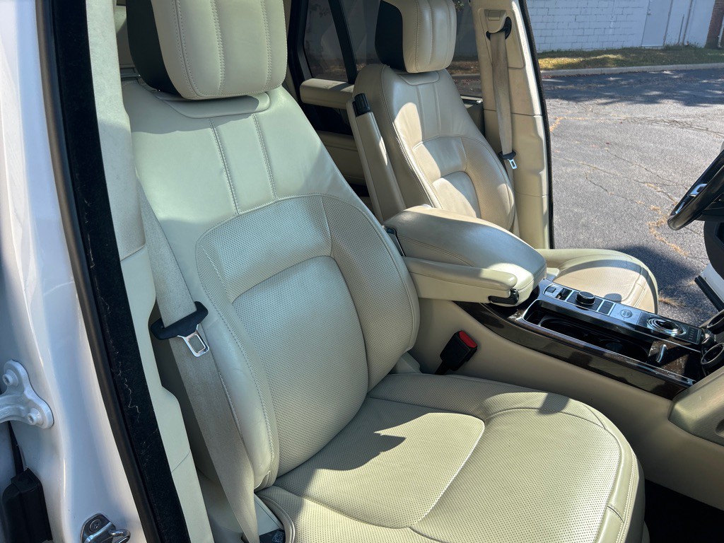 2019 Land Rover Range Rover Image 26