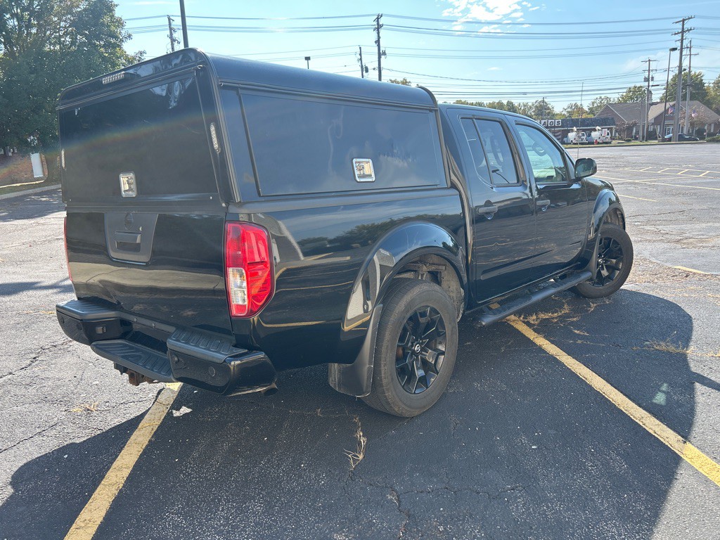 2021 Nissan Frontier Image 8