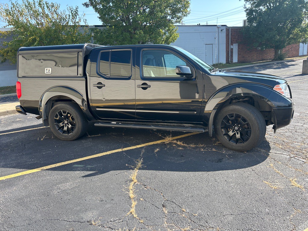 2021 Nissan Frontier Image 11