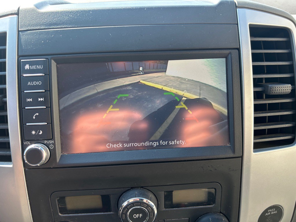 2021 Nissan Frontier Image 23