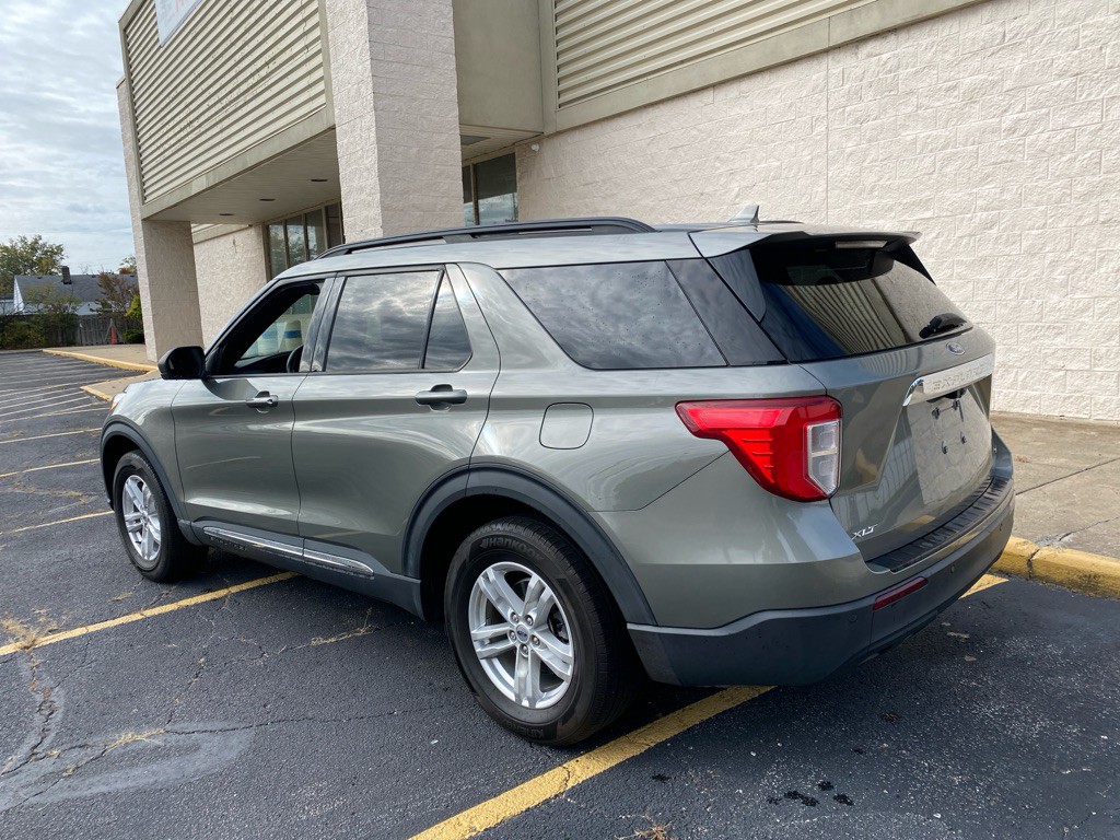 2020 Ford Explorer Image 3